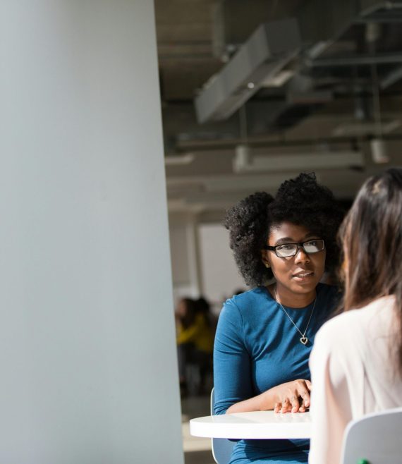 pexels-divinetechygirl-1181712